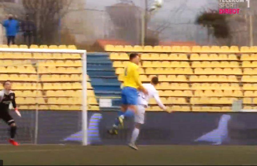 FOTO: Captură @telekom Sport 1 Prima etapă din 2021, primul scandal în Liga 2 » Profesorul Pustai atacă: „Ce să fac? Merge omul ăsta la biserică și lasă jumătate din barem?”