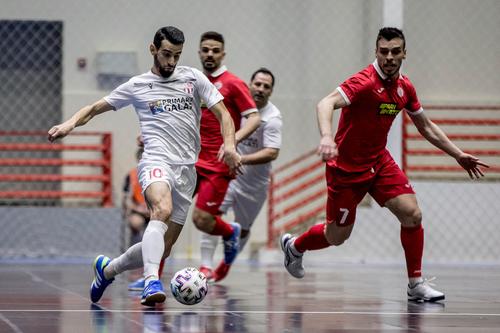 CS United Galați, campioana României la Futsal, a fost eliminată în optimile de finală ale Ligii Campionilor. Gălățenii au pierdut în fața lui Kairat Almaty, scor 1-6.