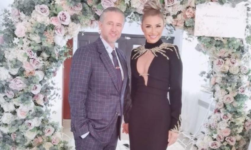Reghecampf explică de ce a făcut un gest controversat: „M-am întors noaptea din Emirate, dimineața erau 200 de oameni la restaurant și 3 camere de filmat la biserică”