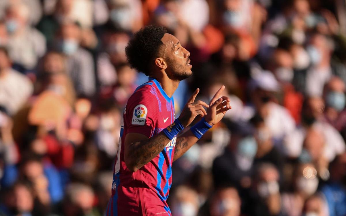 Ca-n vremurile bune! Barcelona a făcut show la Valencia: Aubameyang, în istoria La Liga