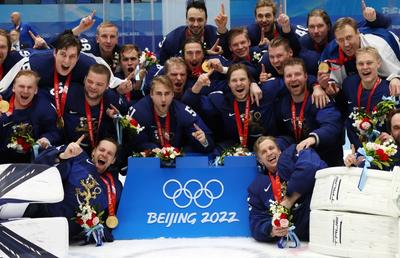 Finlanda a devenit pentru prima oară campioană olimpică la hochei pe gheață