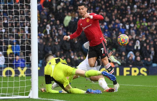 Un nou meci spectaculos în Premier League. Manchester United a câștigat, deși a primit 2 goluri în 2 minute + Ronaldo, ratare uriașă