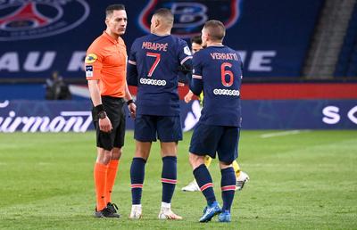 Parizienii atacă agresiv arbitrajul după înfrângerea cu Nantes: „Totul era bum, bum, bum. Te împușc!”