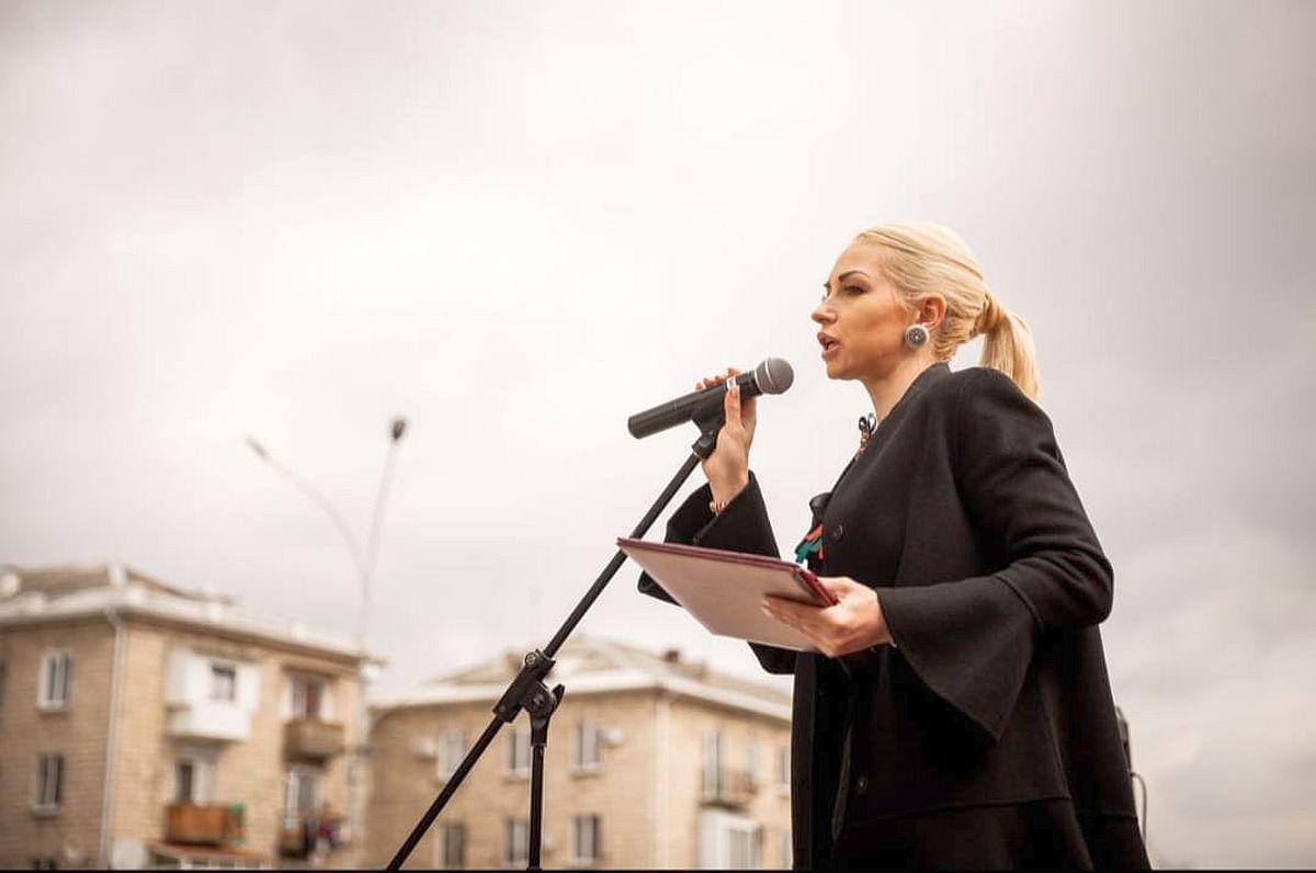 Marina Tauber, în mijlocul protestelor anti-guvernamentale de la Chișinău + imagini de la miting
