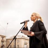 Marina Tauber, deputat din partea partidului „ȘOR”, la protestul de la Chișinău / Sursă foto: Facebook