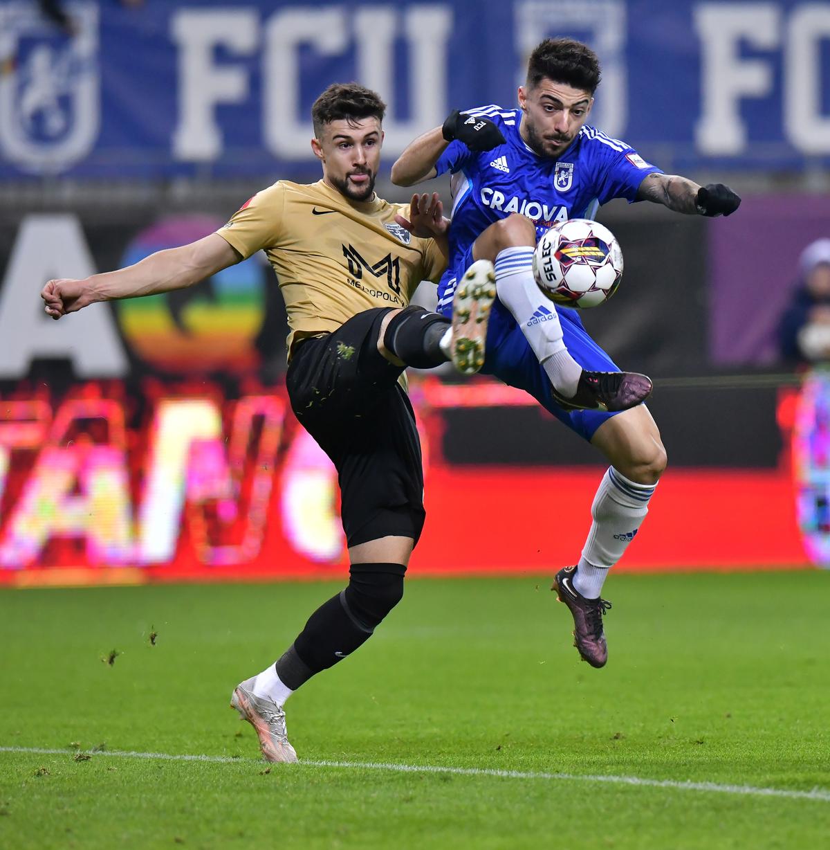Mititelu încă speră la play-off: „Refuz să cred că Burleanu lasă lucrurile așa!” + noi contre cu galeria: „«Gogoașă» să-și caute serviciu, că nu mai primește bani de la mine”