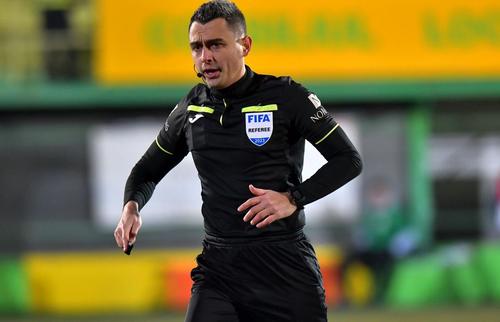 În actualul sezon, arbitrul Horațiu Feșnic a acordat 6 lovituri de la 11 metri în cele 14 meciuri conduse