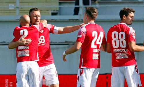 Dinamo are un nou partener: firma de produse lactate Mirdatod. Înțelegerea se întinde până la finalul sezonului curent // foto: facebook.com/DinamoBucurestiOfficial