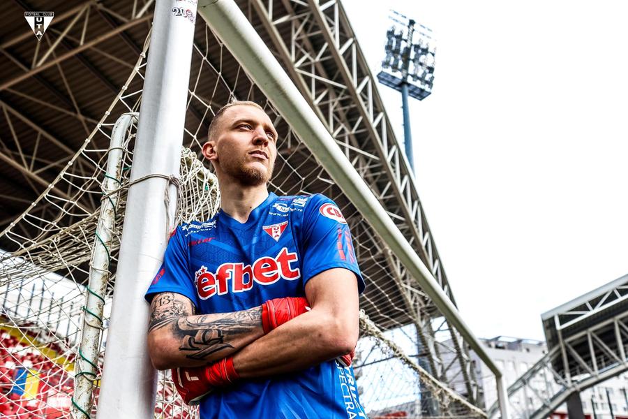 FOTO: Facebook @uta1945arad Noul număr 13 al echipei vine din Ucraina » Transferul anunțat astăzi în Liga 1