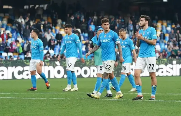 Inevitabilul s-a produs înainte de Napoli – Barcelona » Cine va conduce echipa, după demiterea lui Walter Mazzarri
