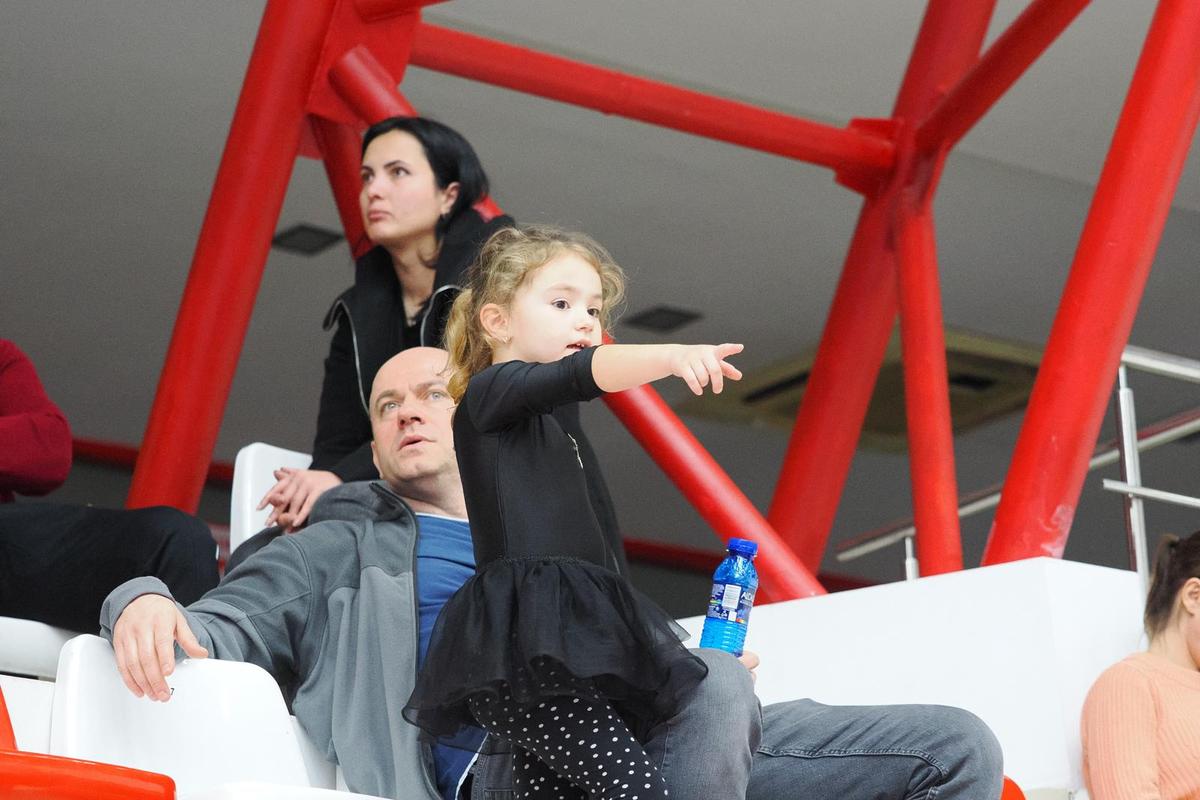 Selecționerul Buricea nu acceptă eșecul cu Dinamo din EHF: „La noi în sală e mai multă educație”