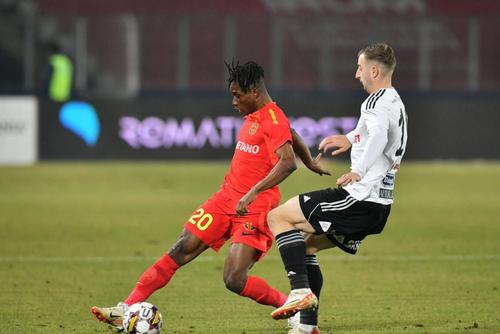 Nana Antwi (stânga), foto: Cristi Preda (GSP)