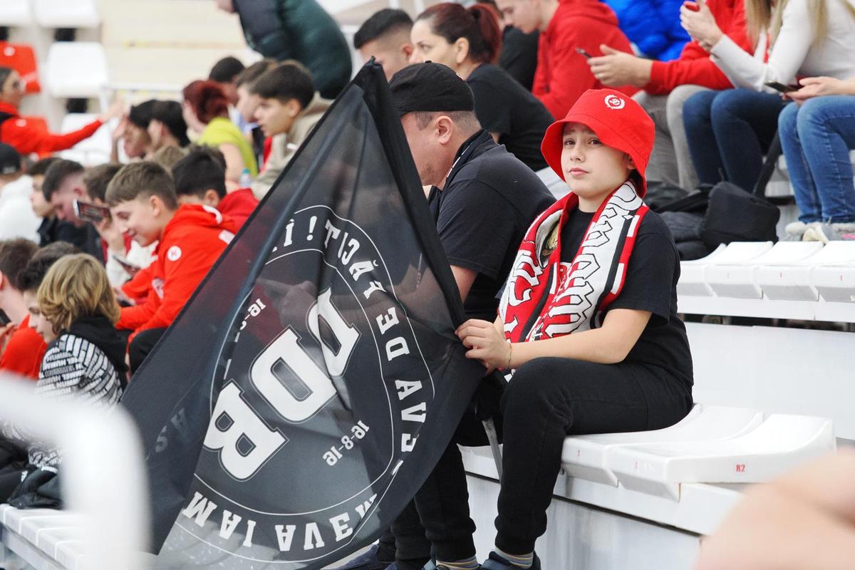 Selecționerul Buricea nu acceptă eșecul cu Dinamo din EHF: „La noi în sală e mai multă educație”
