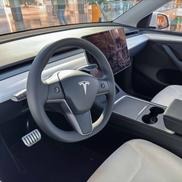 Tesla Model Y (251.604 unități vândute). Foto: tesla.com