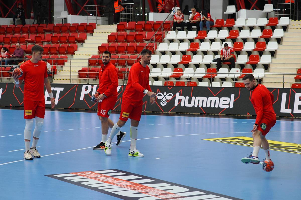 Selecționerul Buricea nu acceptă eșecul cu Dinamo din EHF: „La noi în sală e mai multă educație”