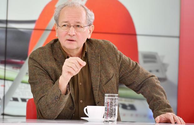 Ovidiu Ioaniţoaia reia emisiunea „Prietenii lui Ovidiu” » Primul invitat din noul sezon: Dan Puric