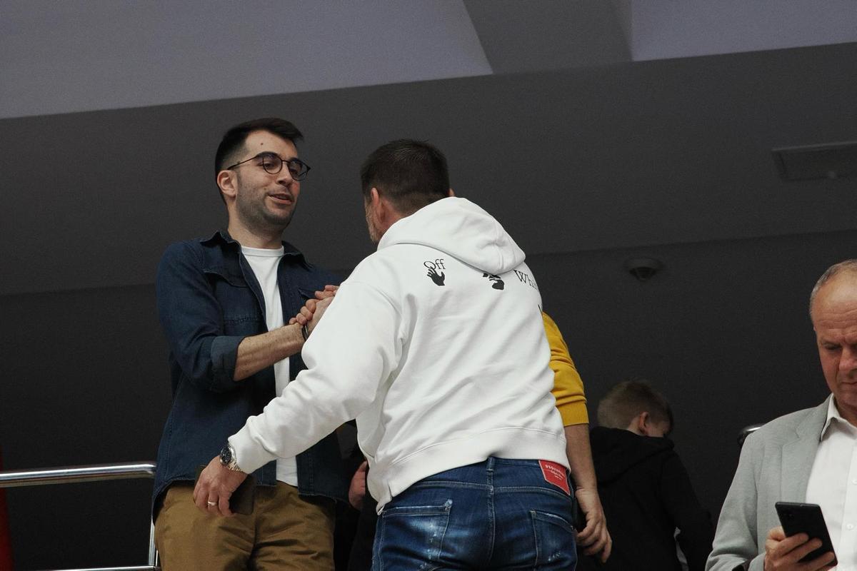 A atras toate privirile la Dinamo - CSM Constanța, derby-ul românesc din European League! Fanii au stat la coadă pentru o poză