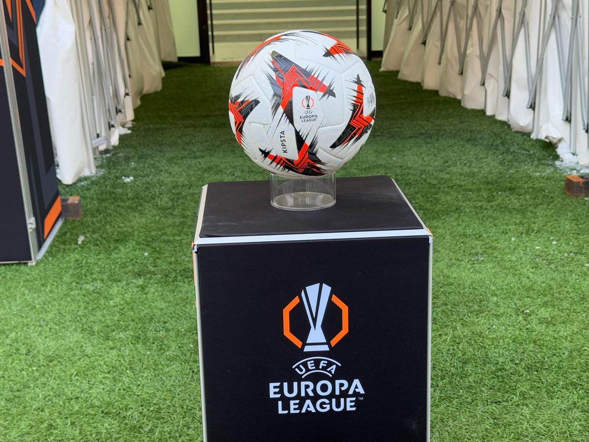 Cu 3 ore înainte de FCSB - PAOK, pe site-ul oficial al grecilor a apărut un text despre București! Ce au remarcat