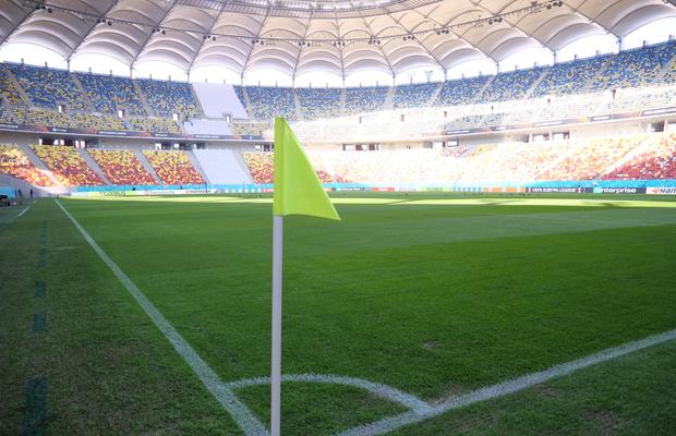 Imagini de ultimă oră de la Arena Națională » Gazonul arată IMPECABIL, Mihai Stoica s-a întors la „munca de jos”, dar a renunțat la lopată. Cum a fost surprins azi