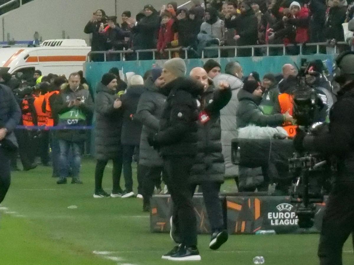 UMILIȚI în fața peluzei pe Arena Națională, după FCSB - PAOK! Reporterii GSP au surprins imagini incredibile
