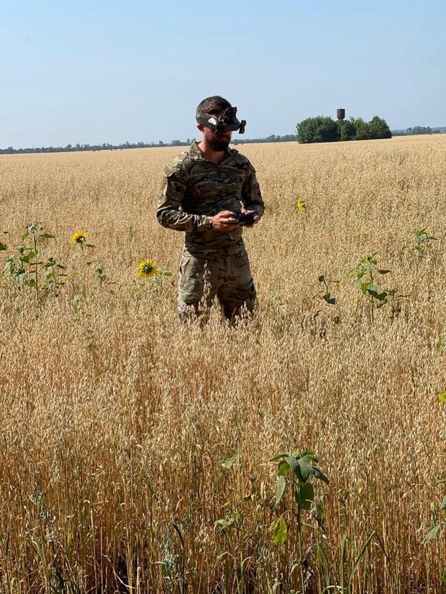 Fostul tenismen din Top 20, dezvăluiri TERIFIANTE despre cei 3 ani de război cu Rusia: „Dorm în case dărâmate din sate abandonate, iar toaleta e o gaură. Aud șoarecii și gândacii cum se plimbă”