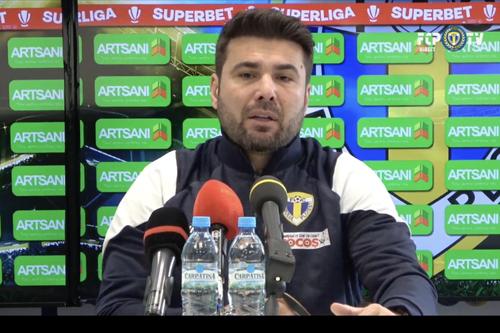 Mutu la conferința de presă.
