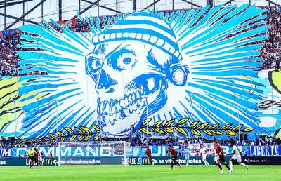 Ligue 1 în aer, echipele în pericol de FALIMENT! Pirateria TV implicată, Liga a fost dată în judecată pentru 600 de milioane de euro