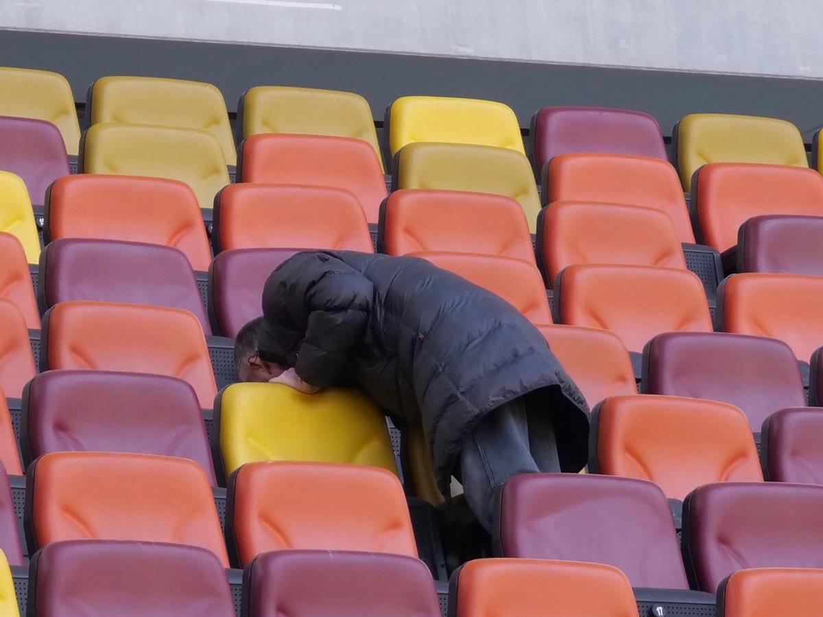 Imagini de ultimă oră de la Arena Națională » Gazonul arată IMPECABIL, Mihai Stoica s-a întors la „munca de jos”, dar a renunțat la lopată. Cum a fost surprins azi