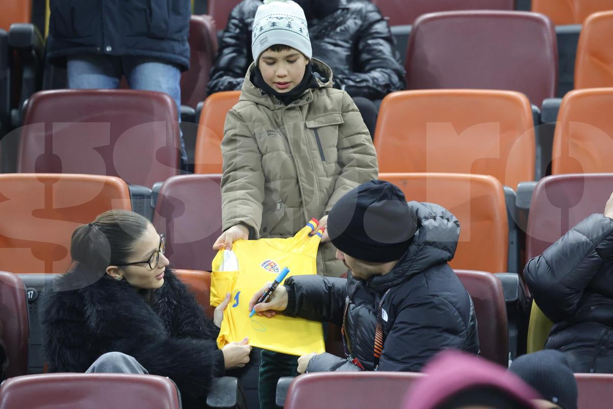 FCSB - PAOK, retur play-off pentru „optimile” Europa League // 20.02.2025 » Multe personalități din fotbalul românesc, prezente pe Arena Națională