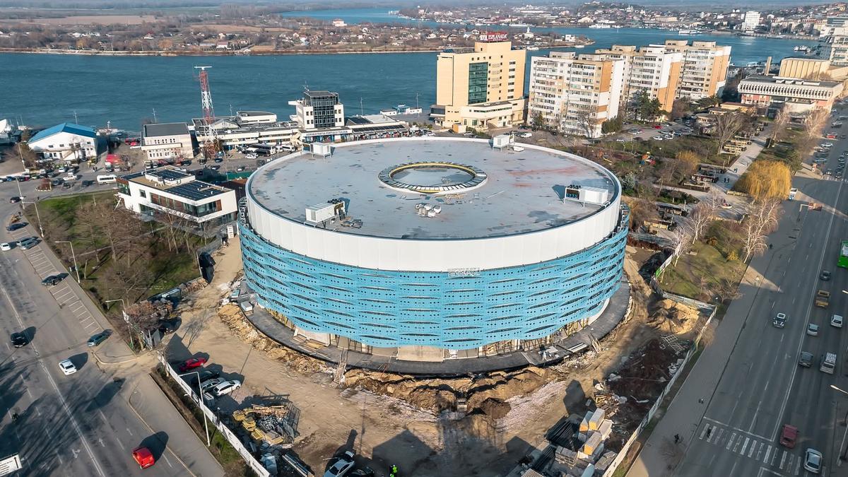 Un nou OZN în România, aproape de finalizare! Imagini impresionante cu arena de 25 de milioane de euro