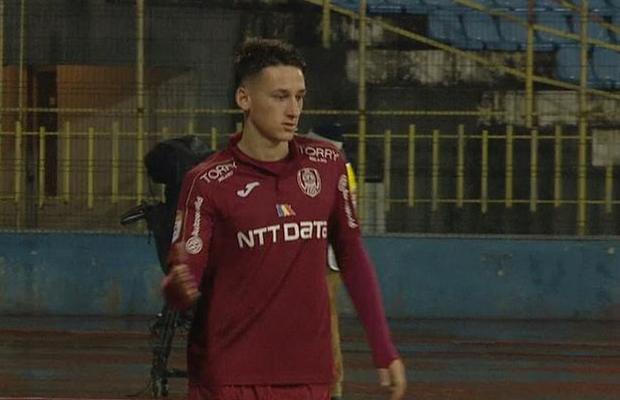 Alin Fică, puștiul schimbat după 39 de secunde de Dan Petrescu, n-a dormit după umilință: „A plâns singur în cameră, nu se aștepta la așa ceva”