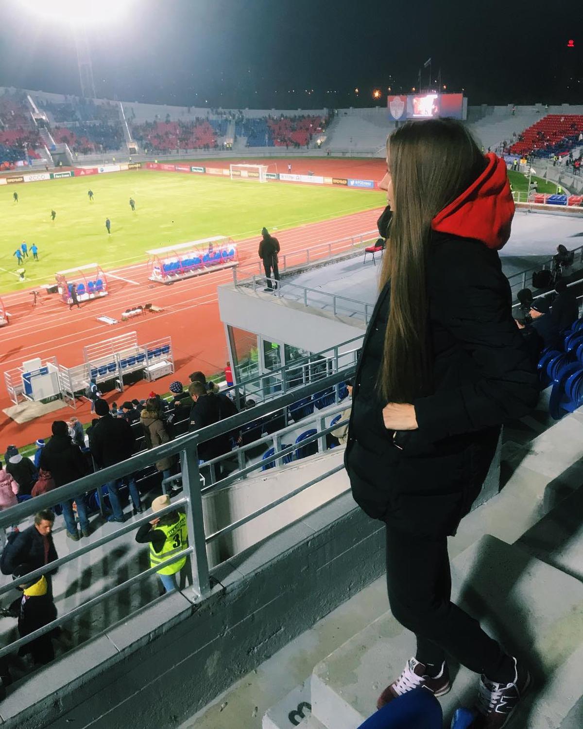 FOTO Cea mai sexy arbitră din Rusia » Ekaterina Kostyunina visează să conducă meciuri în Liga Campionilor