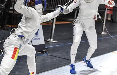 CORONAVIRUS. 17 scrimeri și 6 tehnicieni români, inclusiv Ana Maria Brânză, au fost anunțați că sportivii de la competiția la care au participat la Budapesta aveau COVID-19