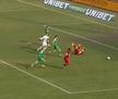 Filip a cerut penalty în Dinamo - Sepsi » Arbitrul i-a dat galben pentru simulare