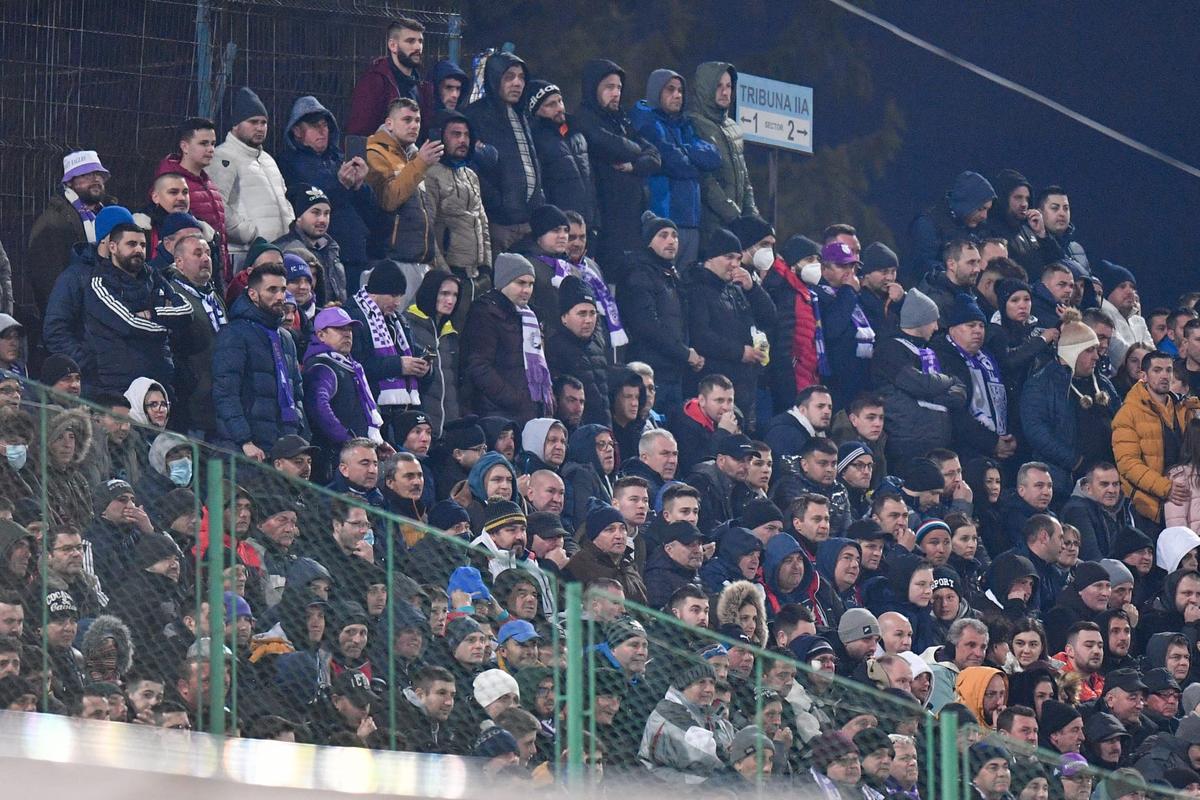 Greșeli grave de arbitraj în FC Argeș - FCSB! Verdictele specialistului la cele 8 faze-cheie analizate