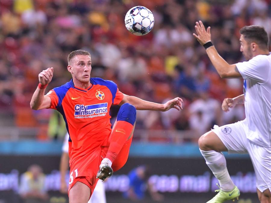 Mamut a ajuns la FCSB la începutul sezonului, de la CSU Craiova Ilie Dumitrescu a bufnit în râs când l-a auzit pe Toni Petrea: „N-a fost cea mai fericită declarație a lui”