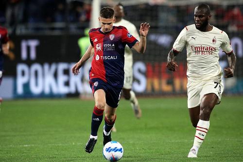 Răzvan Marin, în Cagliari - AC Milan 0-1 / Sursă foto: Guliver/Getty Images