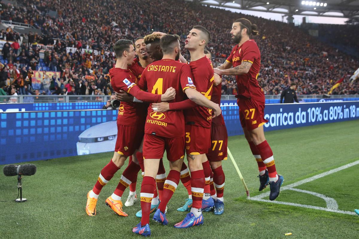 AS Roma - Lazio 3-0, în etapa #30 din Serie A. Gazdele, victorie la scor de neprezentare în derby