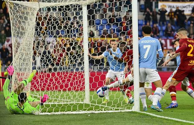 AS Roma - Lazio 3-0, în etapa #30 din Serie A. Gazdele, victorie la scor de neprezentare în derby