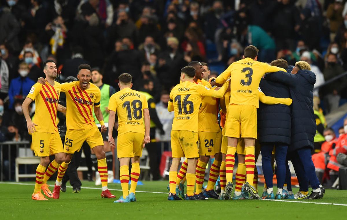 Barcelona renaște cu Xavi și SPULBERĂ Real Madrid! Aubameyang a egalat performanța lui Di Stefano