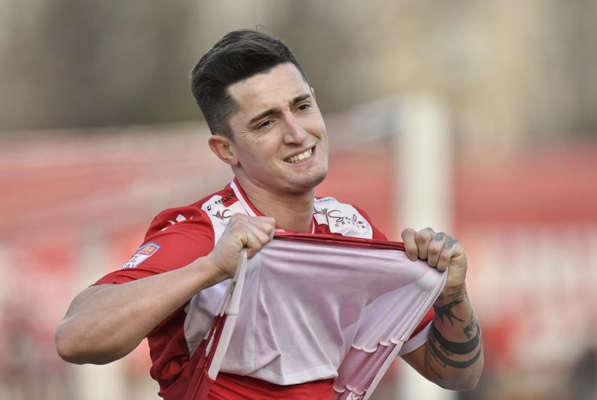 Dinamo și Sepsi au remizat, scor 0-0, în runda secundă a play-out-ului Ligii 1. Steliano Filip (27 de ani) nu l-a uitat pe fostul antrenor Mircea Rednic (59 de ani).
