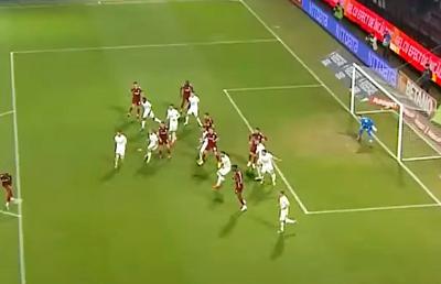 Aici s-a ajuns!  Scene unice în Liga 1 » CFR a reconstituit cu juniorii golul anulat cu Rapid: „Nu e ofsaid! Trimitem imaginile la FRF și CCA!”