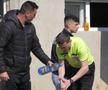 „Jucăm printre tranșee, ca-n război!”. Reportaj GSP la Liga 5, cu fotbal, conducte de gaze și spectatori mascați: „Joacă titulari «Scoică», «Pisică», «Lună», «Buze moi»”
