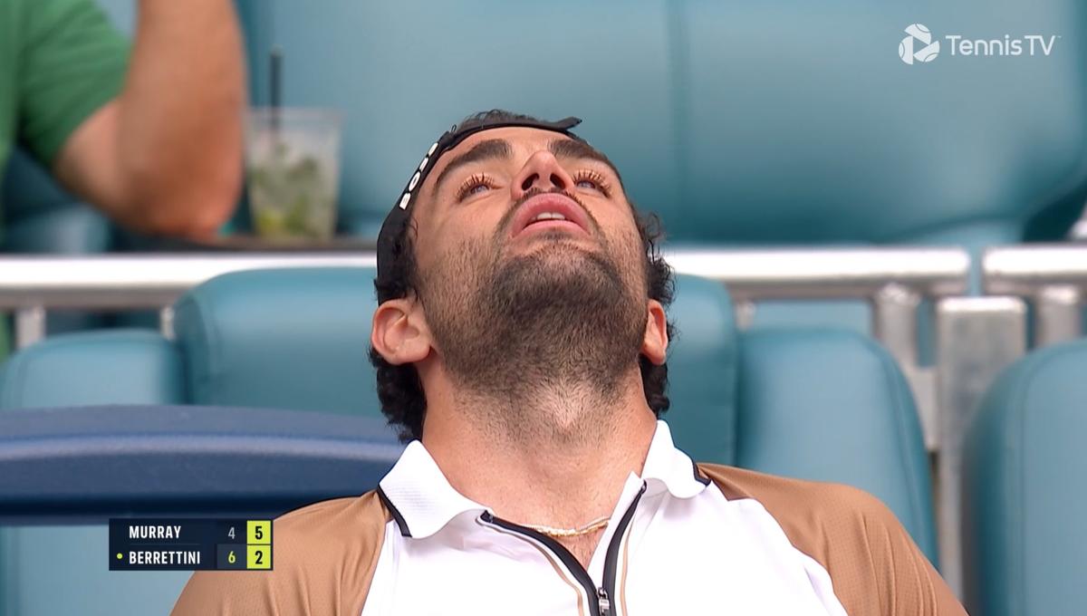 Matteo Berrettini, probleme medicale în meciul cu Andy Murray de la Miami