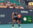 Clipe de panică la Miami » Lui Matteo Berrettini i s-a făcut rău în timpul meciului cu Andy Murray