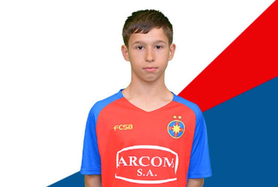 David Popa, mijlocașul FCSB-ului, foto: fcsb.ro Eșec pentru România U17 în Turul de Elită » GOL direct din corner marcat de puștiul-minune pe care pariază FCSB