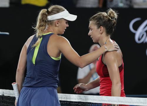 Caroline Wozniacki și Simona Halep la Australian Open 2018 Foto: Imago Images