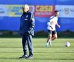 Imagini de la antrenamentul oficial al României dinaintea partidei cu Bosnia » Ce a făcut Mircea Lucescu timp de 15 minute