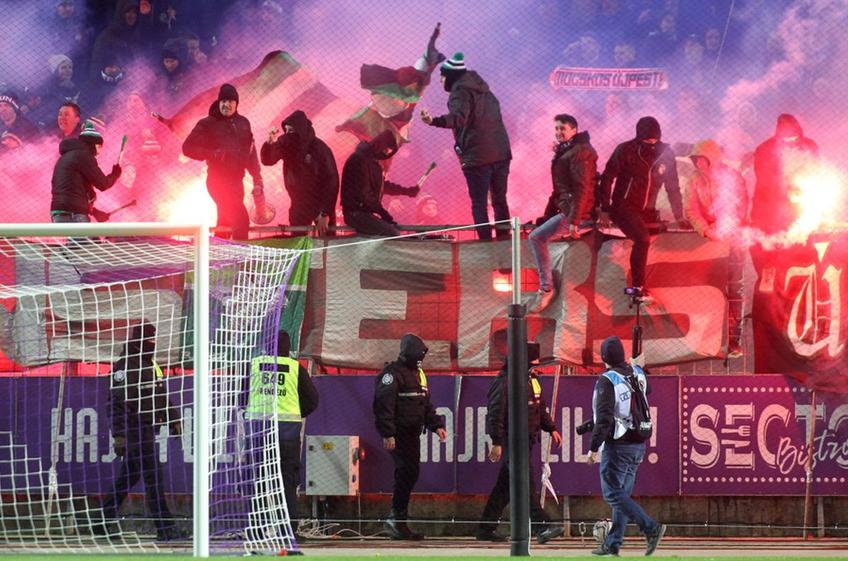 Ujpest, echipa aflată pe locul 7 în prima ligă a Ungariei, a venit cu o idee interesantă pentru a aduce fanii la stadion. Fiecare abonat va urma să primească o bere la meciurile favoriților.
