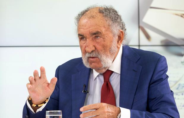 Cadoul de 7,5 milioane de euro de la Ion Țiriac pe care nu-l vrea nimeni » Discuție șocantă cu David Popovici: „Domnu' Țiriac, e adevărat?!”